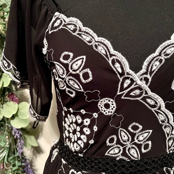 Black Romeo and Juliet Couture Off-shoulder Cocktail Dress w/ Floral Stitching - Picture 3 of 5
